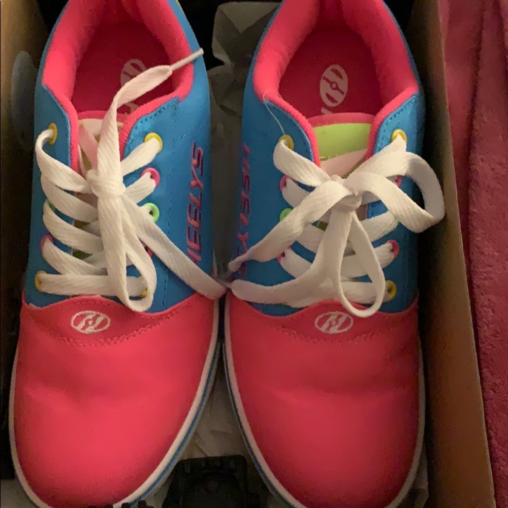 Heelys in box